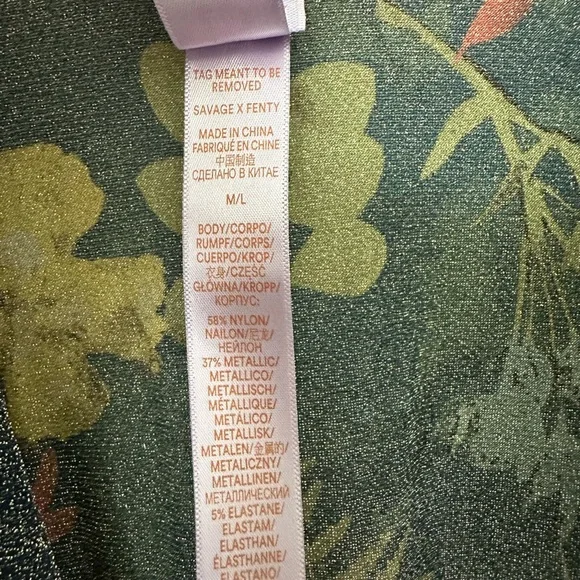 Savage X Fenty Trophy Wife Robe Metallic Island Print Sleeves Faux Fur Size M/L - Picture 14 of 16